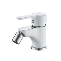 ○ Bidet Faucet Single Hole Mixer Hot and Cold Water Faucet Deck Mount Brass Bathroom Adjustable Bidet Faucet