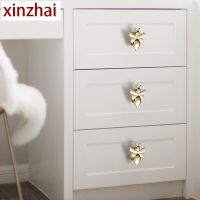 Gold Creative Butterfly Drawer Handles Personality Apricot Leaf Bee Cabinet Pulls Furniture Door Knobs Home Decoration