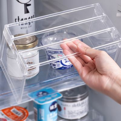 ที่จัดระเบียบในตู้เย็นชั้นเก็บของประหยัดพื้นที่เดสก์ท็อปโปร่งใสแยกชั้นตู้เย็นอุปกรณ์ครัว
