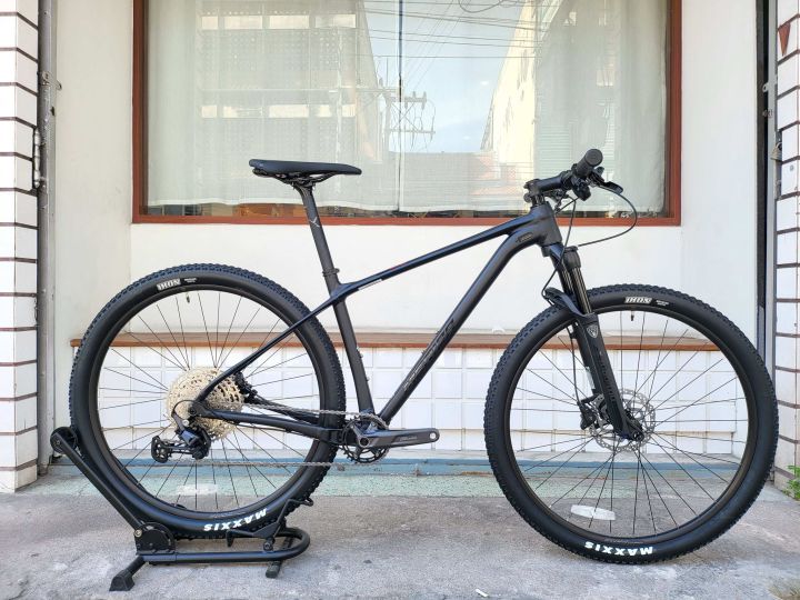 จักรยาน-เสือภูเขา-merida-bignine-limited-2023-สี-matt-black-glossy-black
