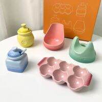 Le Creuset ชั้นวางฝาหม้อ,ชั้นวางช้อน,ไม้ถูพื้นไข่,โถน้ำผึ้ง,โถปรุงรส,ชุดครัวห้าชิ้น