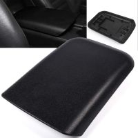 Center Console Armrest Cover Armrest Box Pad For Ford Mustang 2005 2006 2007 2008 2009 5R3Z6306024AAC G5ZZ-6306024