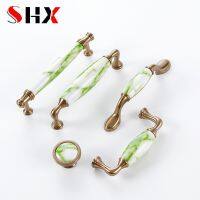 【LZ】❁  Green Marble Pattern Ceramic Door Handles European Antique Furniture Handles Desk Drawer Pulls Kitchen Cabinet Knobs and Handles