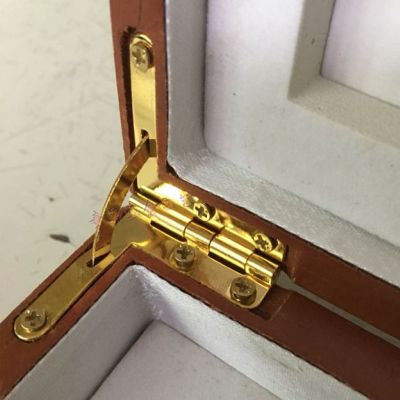 4PCS Golden Engsel Bisagra 90 Derajat Sudut Furniture Dukungan Pegas Engsel untuk Wine Box Kotak Hadiah Perhiasan Aksesoris Perabot