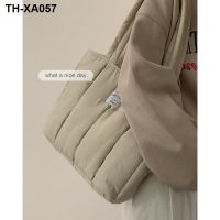 Qiu dong the 2022 new tide fashion ling from down bag tote bags large capacity commuter your class