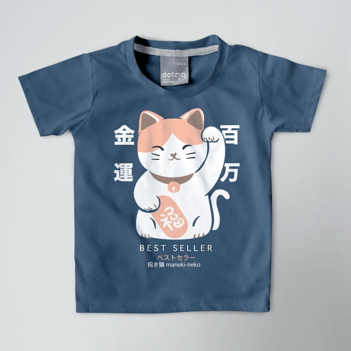 dotdotdot-เสื้อยืดเด็ก-t-shirt-concept-design-ลาย-แมวกวัก-และ-ดารุมะ