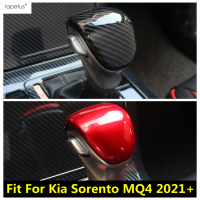 รถเกียร์ก้านหัวตกแต่งตัดสำหรับ Kia Sorento MQ4 2021 2022อุปกรณ์ตกแต่งภายในรถยนต์ ABS สีแดงคาร์บอนไฟเบอร์เปลี่ยนลูกบิดปก