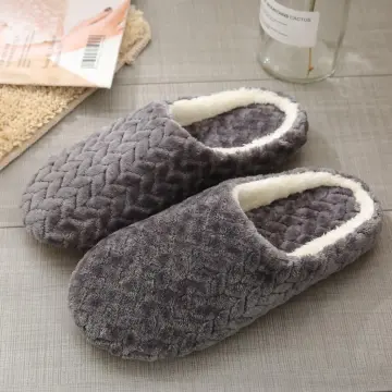 Wide hot sale bedroom slippers