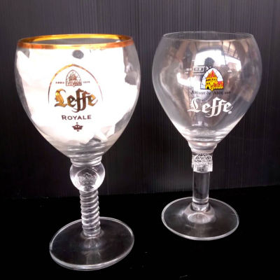 แก้วก้านหรือแก้วไวน์  Leffe Royale  ขนาด  330 ml  ของแท้งานต่างประเทศ ***ห้ามสั่งรวมกับสินค้าอื่นทุกชนิด***