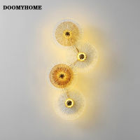 DOOMYHOME โคมไฟติดผนังสไตล์โมเดิร์น,แก้วส่วนตัวข้างเตียงกำแพงฉากหลังห้องนั่งเล่นโคมไฟติดผนังหรูหรา