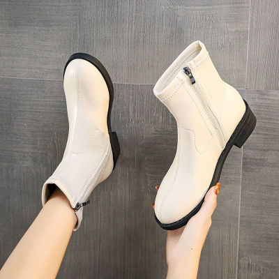 ผู้หญิงสั้น2021ฤดูใบไม้ร่วง/ฤดูหนาวสไตล์ใหม่รองเท้าหญิงแฟชั่นเกาหลีสั้นบูทแบนกลมนุ่มหนังมาร์ตินรองเท้า