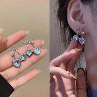 Anting Berlian Imitasi สีฟ้าอ่อนหวานตุ้มหูแป้นเชอร์รี่แวววาวน่ารักของขวัญเครื่องประดับแฟชั่นสำหรับผู้หญิงงานเลี้ยงงานเลี้ยง