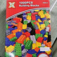 ตัวต่อ 1000 ชิ้น ของเล่น Building blocks 1000 pieces กล่องสีแดง