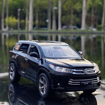 1:32 Toyota Highlander SUV Alloy Car Model Diecasts &amp; Toy Metal Off-road Vehicles Car Model High Simulation Collection Kids Gift