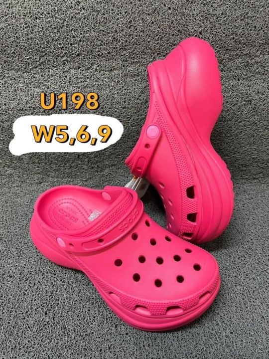 รองเท้าแตะผู้หญิง-crocs-classic-bae-clog-รองเท้าผู้หญิงแบบรัดส้น-รองเท้าแตะลำลอง-รองเท้า-crocs-ผู้หญิง-รองเท้าเผื่อสุขภาพ