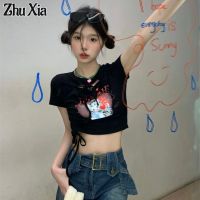 Zhu Xia เสื้อยืดผู้หญิงแขนสั้นคอกลมเสื้อยืดคัทเอาท์แขนและเชือกผูกสไตล์ยุโรปและอเมริกัน,เสื้อยืดพิมพ์ลายลูกแมวสั้นบางเสื้อยืดสไตล์ Y2K