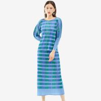 2023 Hot Miyake pleated plaid print suit for women  summer new bat sleeve top straight skirt two-piece set