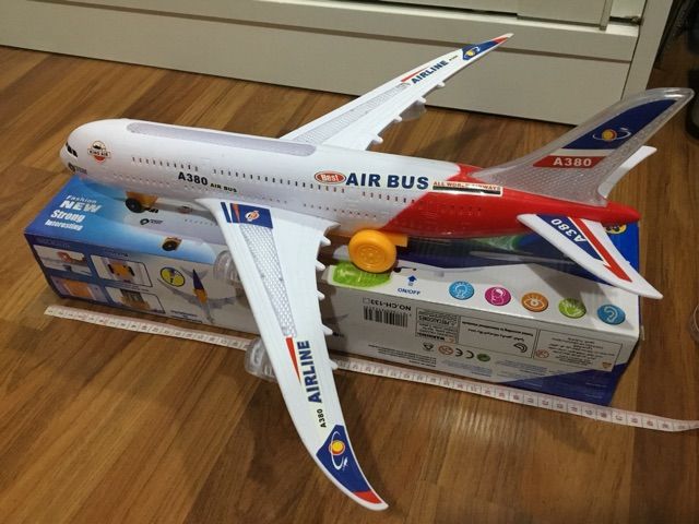 สินค้ามาใหม่-gift-เครื่องบินของเล่น-a-380-สีสันสวยงามสดใส-ของเล่น-ถูก