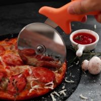 Stainless Steel Pizza Single Wheel Cut Tools Diameter 6.8CM Household Pizza Knife Cake Tools Wheel Use For Waffle Pizza Cookies