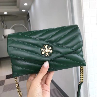 2023 new Tory Burch Chain packet Sheepskin Simple fashion Shoulder Bag crossbody bag clutch green