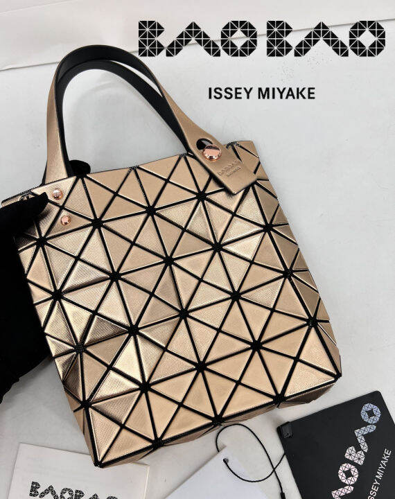 Issey Miyake 2023 Exclusive Handbag / Box / Four Colors in Stock Lazada