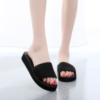 【CW】 Slippers Anti-slip Flip Flops Woman  39;s Sandals Fashion Soft Sole EVA Indoor Slides Thick Platform