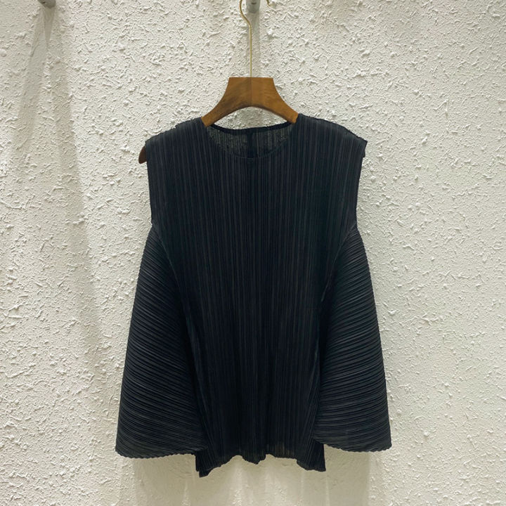 womens-loose-large-size-irregular-new-pleated-top-pleated-sleeveless-t-shirt