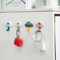 【YF】 New Home Multi-purpose Clouds Hooks Wall Sticky Behind The Door Coat Creative Cute Cartoon Small