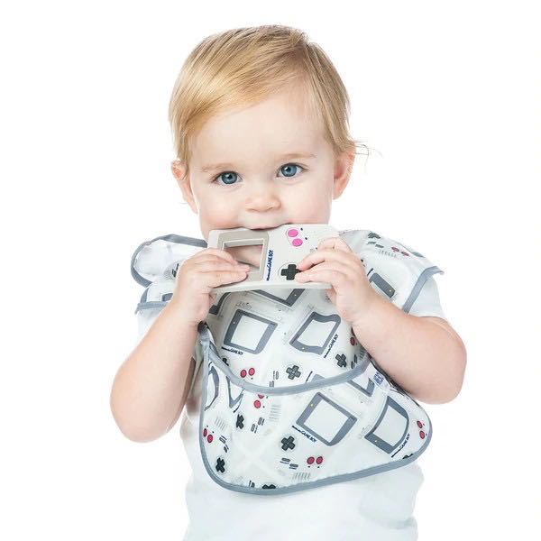 bumkins-nintendo-game-boy-silicone-teether