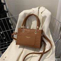 ﺴ❒๑ Fashion Small Bag Women Winter Casual Shoulder Square Simple Commuting Messenger Female