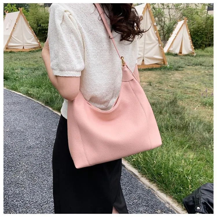 Longchamp Sling Bag Simple Tapi Cantik