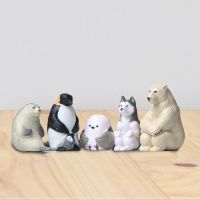 Plus Idea 5Pcs Arctic Animals Miniature Figurine Realistic Decorative Cute Micro Landscape Squat Polar Bear Penguin Car Decoration for Home