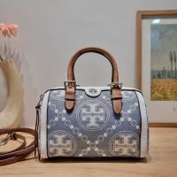 กระเป๋าถือ ใบเล็ก TORY BURCH MINI T MONOGRAM DENIM TOTE คอลเลคชั่นใหม่รับซัมเมอร์นี้