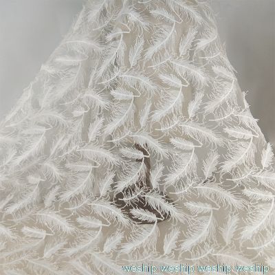 1หลาสีขาว Feather Hollow เส้นด้ายสุทธิผ้าเย็บปักถักร้อยลูกไม้ตาข่ายผ้าชุดแต่งงานผ้า DIY เสื้อผ้าอุปกรณ์เสริม Curtains