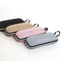 【CW】 1Pc Hard Glasses Cover with Lanyard Sunglasses Myopic Reading Eyewear Cases for Men