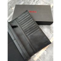 ()Tumi long wallet