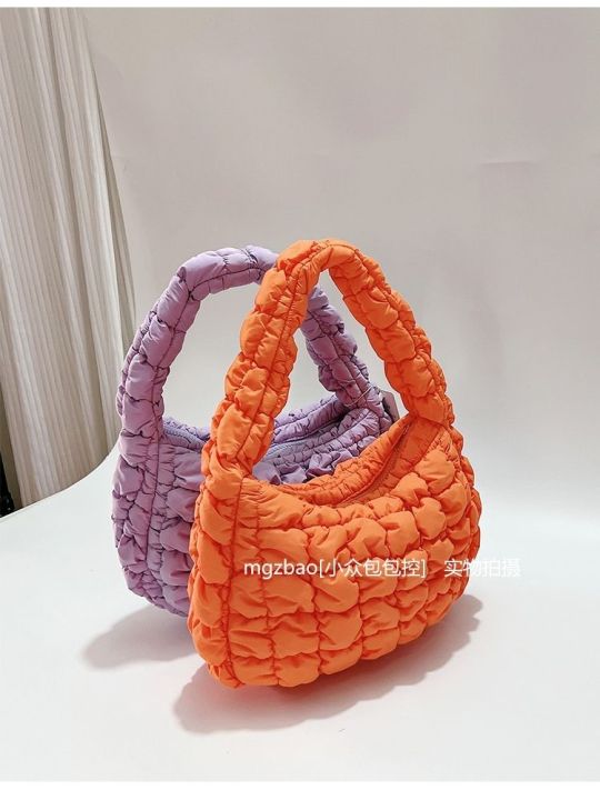 2023-new-summer-korean-flash-micro-mini-pleated-cloud-bag-womens-all-match-lightweight-portable-shoulder-bag