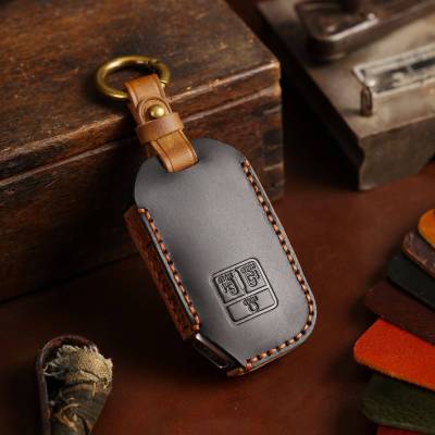 Luxury Crazy Horse Leather Car Key Cover Case Remote Keyring Protective Bag for Kia Carnival 7 Button Fob Protector Keychain