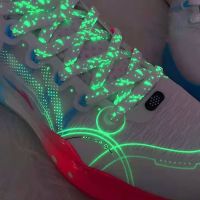 [HOT EXQQUZIOWGWD 116] 120/140ซม. Luminous Shoelaces รองเท้าผ้าใบแบนผ้าใบรองเท้า Laces Glow In The Dark Night เรืองแสงเชือกผูกรองเท้า5สี