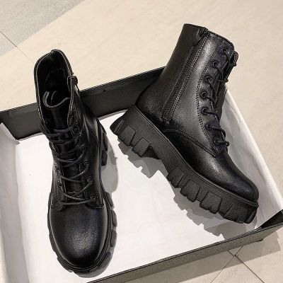 RHA612 35-43ขนาดขนาดใหญ่รองเท้าผู้หญิง Dr. Martens รองเท้าบูทผู้หญิง41ฤดูหนาวใหม่สไตล์อังกฤษ Plus กำมะหยี่ผอมรองเท้าบูทรองเท้ารองเท้าสั้น42