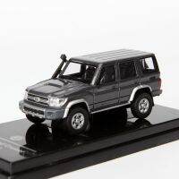 ขนาด1/64 Toyota Land Cruiser Lc76 2014รถโลหะผสมเครื่องประดับโมเดล