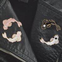 4pcs/set Koi pin set Black/white/pink 4 color Lapel pins Brooches Badges Backpack Bag Hats Accessories For men women