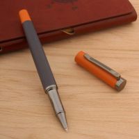 หัวปากกาดัดโค้งปากกาหมึกซึมคุณภาพสูงแบบคลาสสิกสีเทาอุปกรณ์การเรียนสำหรับออฟฟิศปากกาหมึก