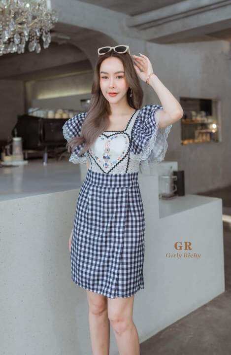 s-m-พร้อมส่ง-girly-richy-จั๊มกางเกงกระโปรง-ที่คิ้วววมาก-ดีเทลช่วงอกเป็นฉลุ-เพิ่มดีเทลแขนระบายพรางแขนเพียว