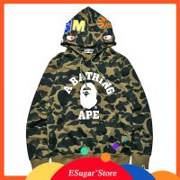 Bape เสื้อฮู้ดดี้ เสื้อกีฬา ลายพราง ฉลาม สไตล์ฮิปฮอป คลาสสิก สําหรับผู้ชาย และผู้หญิง