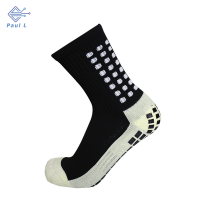 【Paul L】 ถุงเท้าฟุตบอลสไตล์ใหม่รอบซิลิโคนดูดถ้วย Grip Anti SLIP Soccer SOCKS