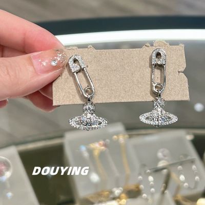 [Free ship] Dowager Paperclip Saturn Earrings Female Atmosphere Design