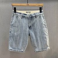 Celana Pendek Denim ลายทางแบบสั้นสำหรับผู้ชายกางเกงคาปรีแบบลำลองอินเทรนด์ทรงหลวมบางและบางสำหรับกางเกงขาสั้นอเนกประสงค์ฤดูร้อน