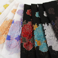 เส้นด้ายย้อมดอกไม้ขนาดใหญ่ผ้า Jacquard โลหะโพลีเอสเตอร์ทอนูนชุดผ้าต่อเมตร TJ9250