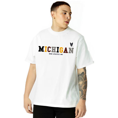 เสื้อยืดคุณภาพดี (S-5XL)    เสื้อยืด Memo ผ้า Supersoft Premium งานปักรุ่น Michigan ลิขสิทธิ์แท้